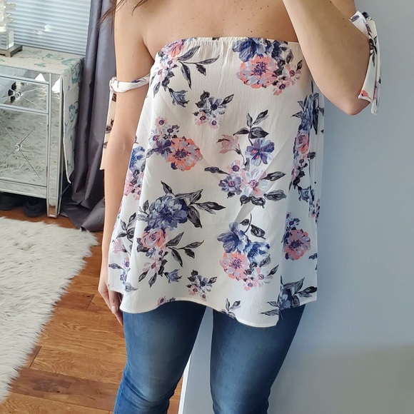 Ivory floral top - Picture 4 of 7
